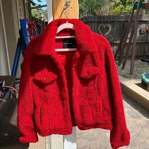 OLIVACEOUS NWOT Red Faux Fur Jacket. Super Soft, Snap Closure , Pockets. Size S
